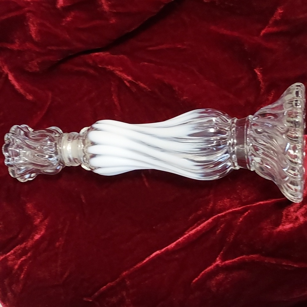 Elegant Glass Perfume Decanter